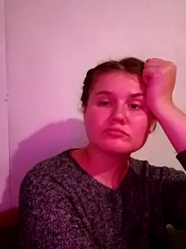 Snapshot of Lana_a chatting on 09-18-25, 03:03 Lana a online show from 09-18-25, 03:03