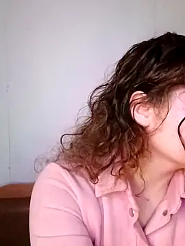 Snapshot of Lana_a chatting on 09-30-25, 12:32 Lana a online show from 09-30-25, 12:32