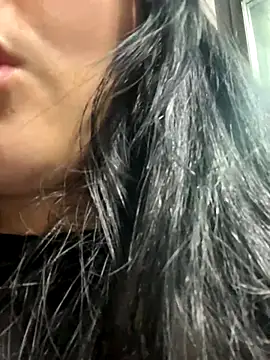 Daphnee-x online show from 11-16-25, 02:06