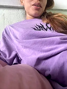 loirinhaaa online show from 11-12-25, 02:06