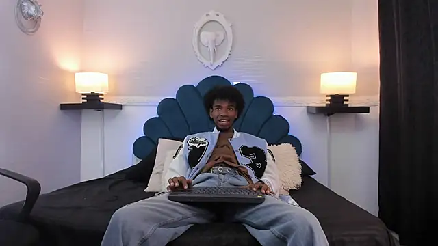 AllexJacob online show from 09-27-25, 01:16