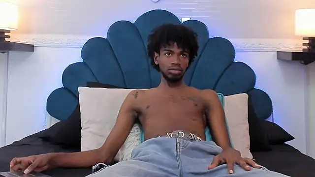 AllexJacob online show from 10-04-25, 01:09