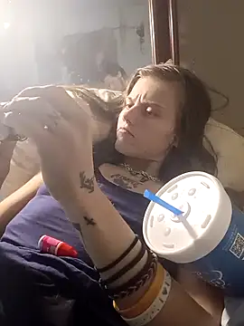 Snapshot of cicithtbitch chatting on 10-18-25, 04:26 cicithtbitch online show from 10-18-25, 04:26