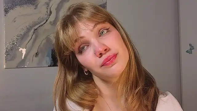 Snapshot of pienaple chatting on 10-04-25, 03:59 pienaple online show from 10-04-25, 03:59