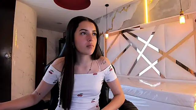 sophiadoll tf online show from 05-16-26, 12:59