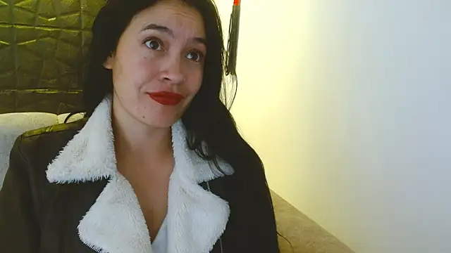 cristal1609 online show from 10-04-25, 01:09