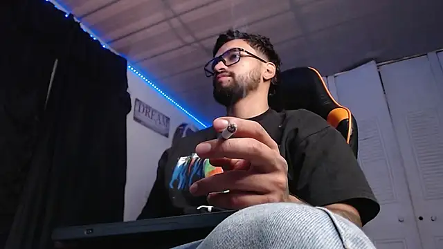 Chrys harris77 online show from 10-14-25, 09:48