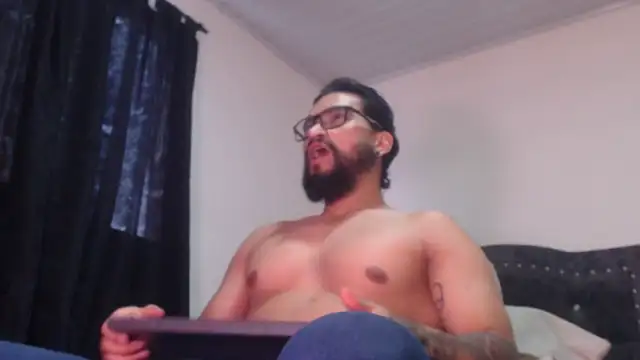 Snapshot of Chrys_harris77 chatting on 06-22-26, 10:07 Chrys harris77 online show from 06-22-26, 10:07