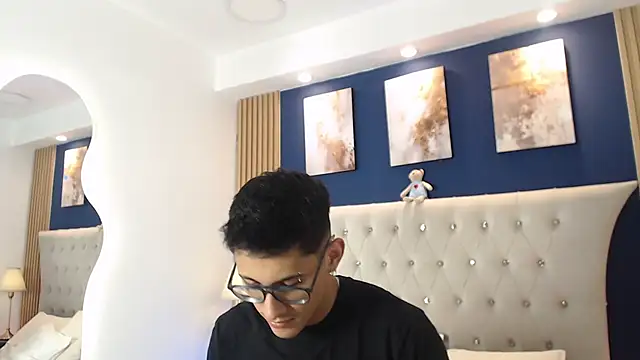 SalvadorFit online show from 02-17-26, 08:26