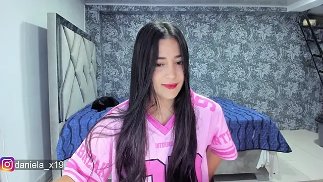 Daniela x19 online show from 05-26-26, 12:50
