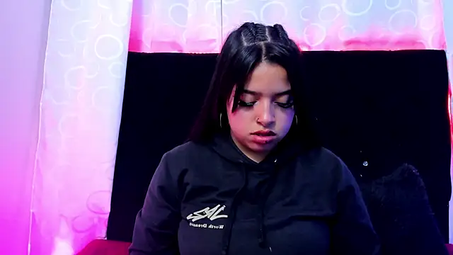 queen salomme online show from 12-18-25, 08:59