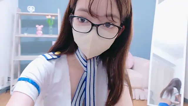 Snapshot of Mirai_H_ch chatting on 10-04-25, 06:11 Mirai H ch online show from 10-04-25, 06:11