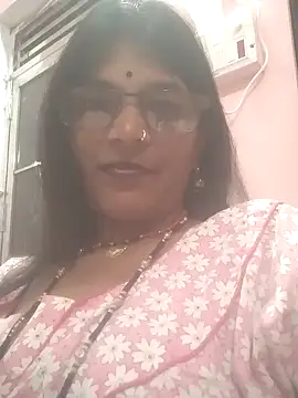 Snapshot of Hott_cutgirl chatting on 10-02-25, 11:12 Hott cutgirl online show from 10-02-25, 11:12