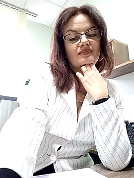 ValeriaLove43211 online show from 11-20-25, 09:31