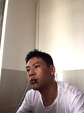 Snapshot of pualldu chatting on 10-17-25, 02:04 pualldu online show from 10-17-25, 02:04