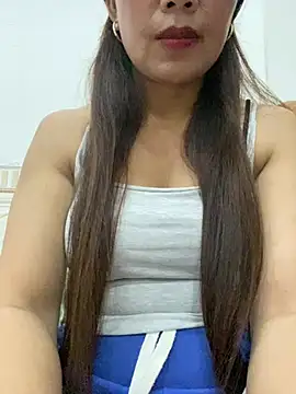 Snapshot of Milky-milk chatting on 07-14-26, 02:01 Milky-milk online show from 07-14-26, 02:01
