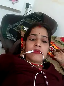 Snapshot of Sh_suhani chatting on 11-18-25, 11:48 Sh suhani online show from 11-18-25, 11:48