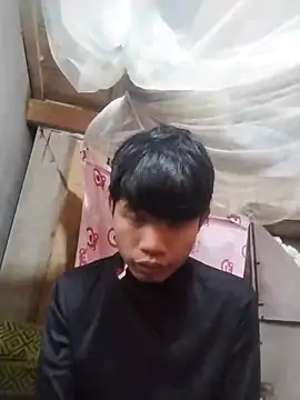 Nhyy xx online show from 12-19-25, 01:23