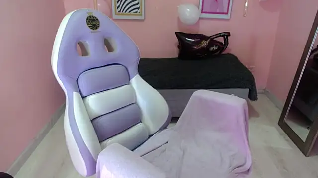 Bunny poison online show from 10-29-25, 02:19