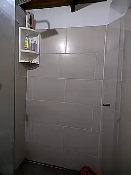 Suzanelee1 online show from 11-08-25, 10:15