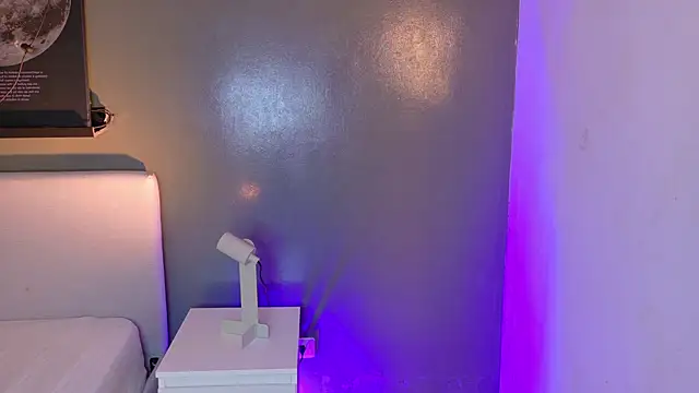 KeendraFox  online show from 11-27-25, 10:39