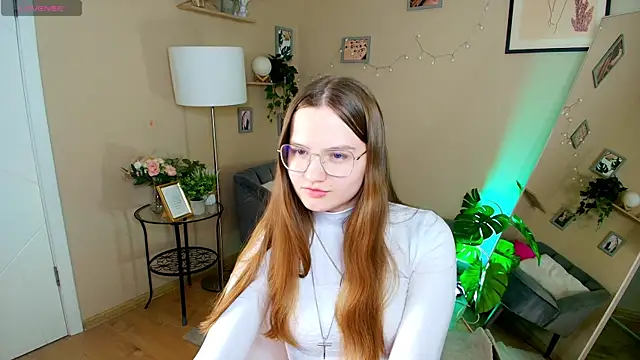 Snapshot of Evii_Stich chatting on 09-25-25, 07:17 Evii Stich online show from 09-25-25, 07:17