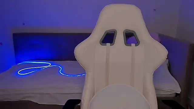 CrystalSoul  online show from 11-29-25, 07:55