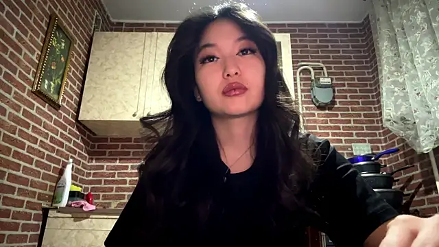 EmmaLeexth online show from 01-09-26, 02:09