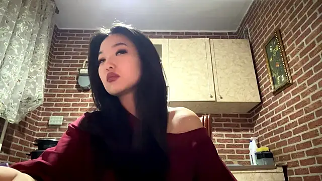 EmmaLeexth online show from 04-06-26, 02:07