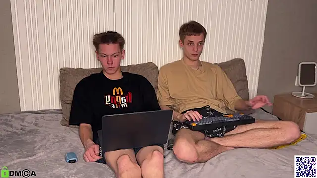 Snapshot of Eaton_ chatting on 10-18-25, 06:41 Eaton online show from 10-18-25, 06:41