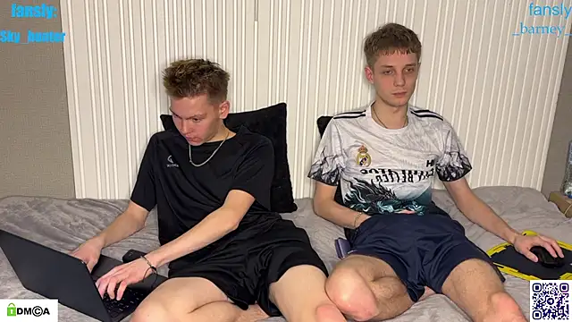 Eaton  online show from 11-28-25, 03:14