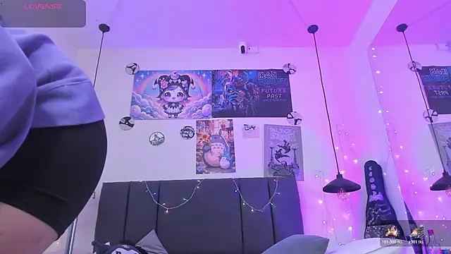 SabrinaV  online show from 04-11-26, 11:25