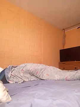 Lionardovssf35 online show from 12-22-25, 01:52