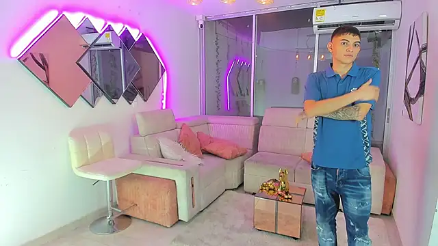 Houseofwarrios online show from 11-26-25, 05:19