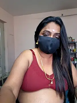 Snapshot of queendivya chatting on 07-18-26, 01:43 queendivya online show from 07-18-26, 01:43