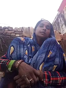 Hot reshmaji online show from 12-20-25, 04:30