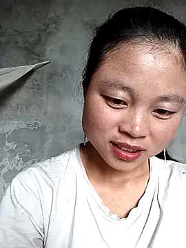 clara-cute online show from 10-04-25, 04:43