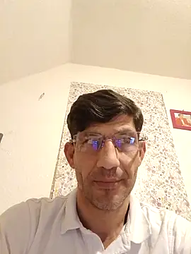 Snapshot of Casianantoonnio chatting on 02-16-26, 11:45 Casianantoonnio online show from 02-16-26, 11:45