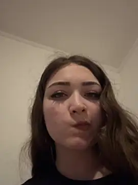 EllaClarke online show from 04-17-26, 03:26