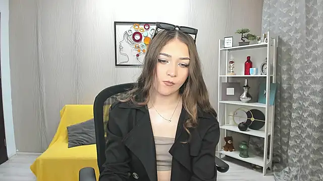 EllaClarke online show from 05-02-26, 10:42