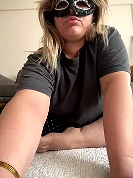 Heidaa online show from 12-15-25, 07:34