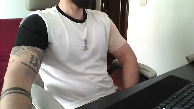 Snapshot of yourfantasy777 chatting on 04-15-26, 03:08 yourfantasy777 online show from 04-15-26, 03:08