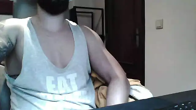 Snapshot of yourfantasy777 chatting on 05-04-26, 12:17 yourfantasy777 online show from 05-04-26, 12:17