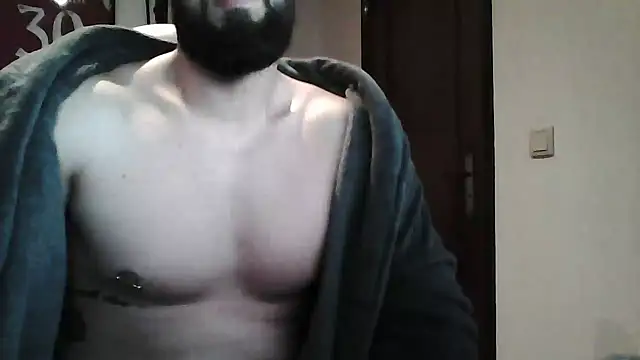 Snapshot of yourfantasy777 chatting on 05-10-26, 01:33 yourfantasy777 online show from 05-10-26, 01:33