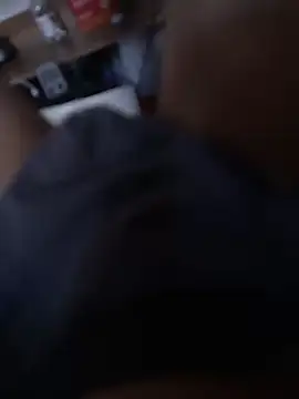 Snapshot of leeyoung_ chatting on 10-29-25, 07:21 leeyoung  online show from 10-29-25, 07:21