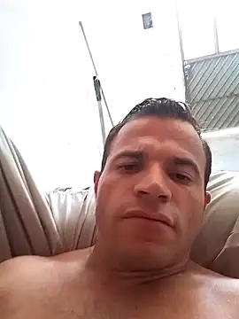 Snapshot of Claudiokkkkk chatting on 02-22-26, 05:11 Claudiokkkkk online show from 02-22-26, 05:11