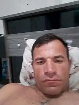 Snapshot of Claudiokkkkk chatting on 02-25-26, 09:46 Claudiokkkkk online show from 02-25-26, 09:46