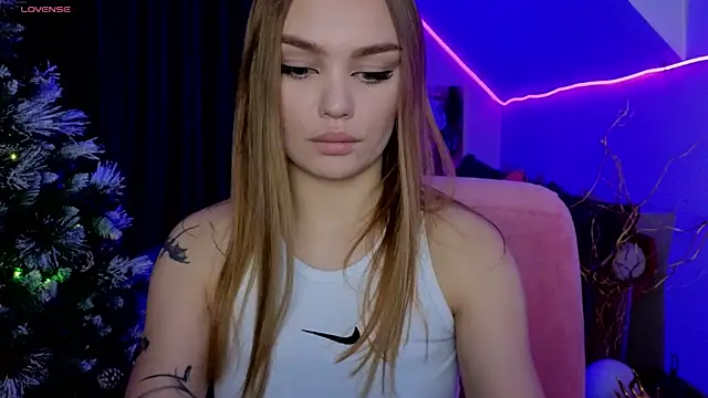 KitsyMoore online show from 12-22-25, 01:08