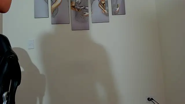 KAYLA BATISTA  online show from 03-31-26, 09:48