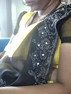 sweetqueen143 online show from 11-14-25, 05:06